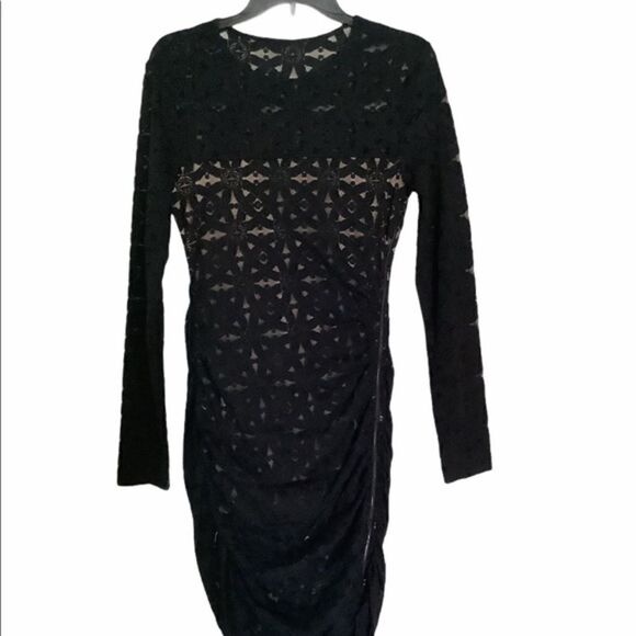 BCBG Maxazira Black & Tan Lace Form Fitting - Picture 1 of 3